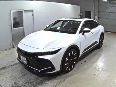 Toyota CROWN CROSSOVER