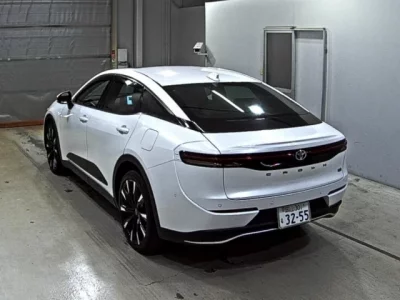 Toyota CROWN CROSSOVER