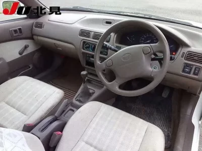 Toyota COROLLA2