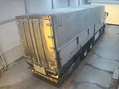Isuzu TRUCK