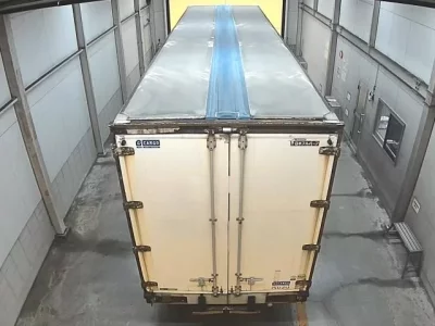Isuzu TRUCK