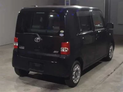 Toyota PIXIS SPACE