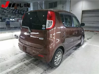 Suzuki MRWAGON