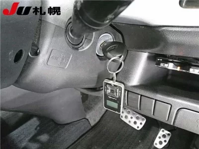 Subaru R1