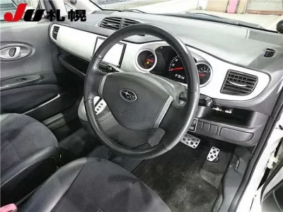 Subaru R1