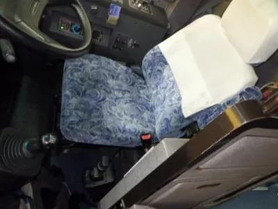 Nissan BUS