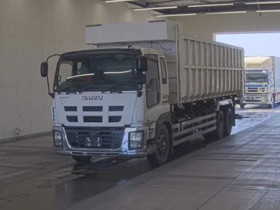 Isuzu GIGA