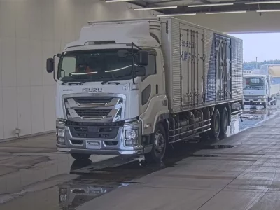 Isuzu GIGA