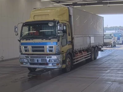 Isuzu GIGA