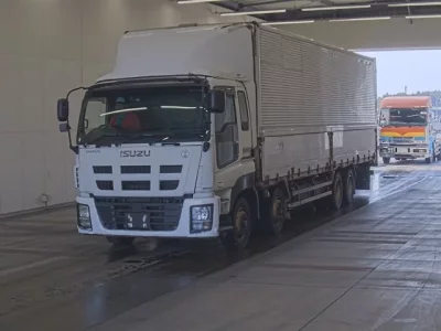 Isuzu GIGA