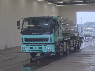 Isuzu GIGA
