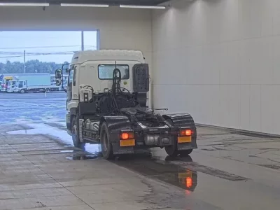 Isuzu GIGA