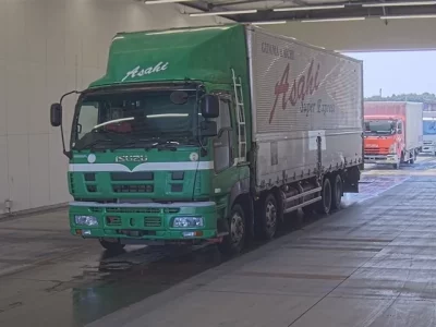 Isuzu GIGA