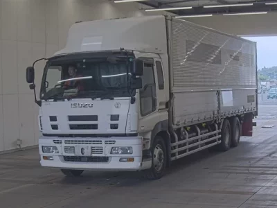 Isuzu GIGA