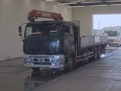 Isuzu GIGA