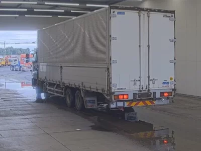 Isuzu GIGA