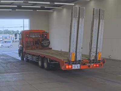 Isuzu GIGA