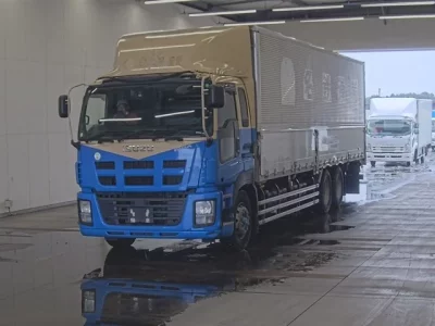 Isuzu GIGA