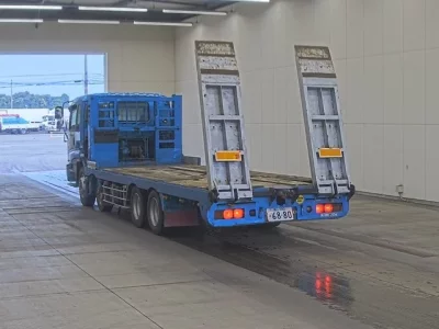 Isuzu GIGA