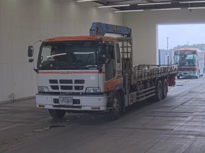 Isuzu GIGA