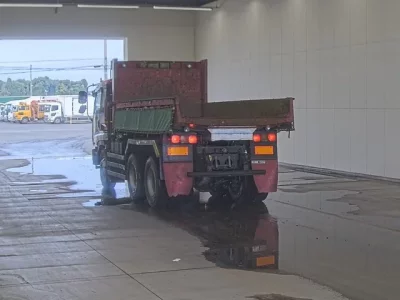 Isuzu GIGA