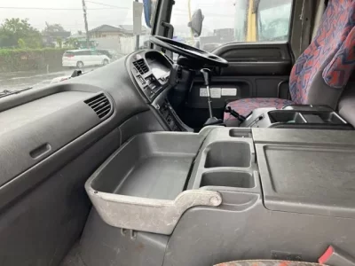 Isuzu GIGA