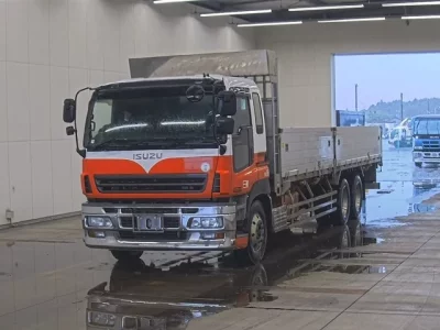 Isuzu GIGA