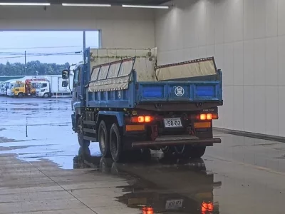 Isuzu GIGA