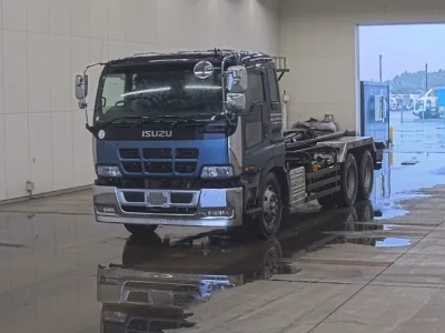 Isuzu GIGA