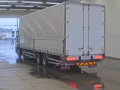 Isuzu GIGA