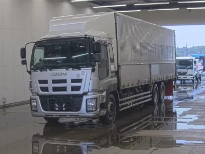 Isuzu GIGA