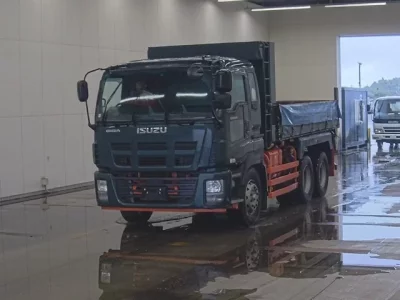 Isuzu GIGA