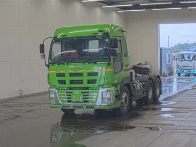 Isuzu GIGA