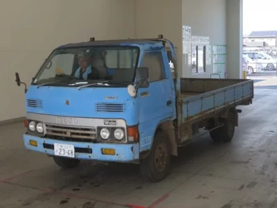 Isuzu ELF