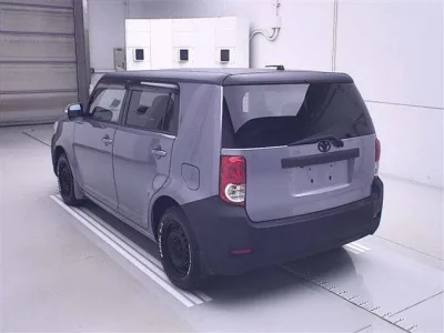 Toyota COROLLA RUMION