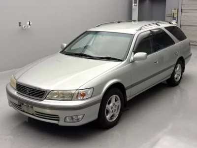 Toyota MARK2 QUALIS