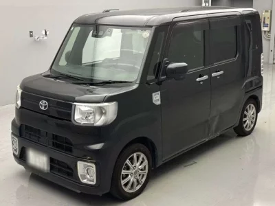 Toyota PIXIS MEGA