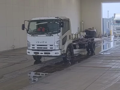 Isuzu FORWARD