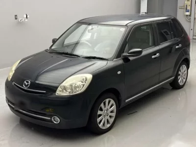Mazda VERISA