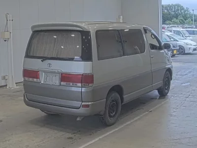 Toyota HIACE REGIUS