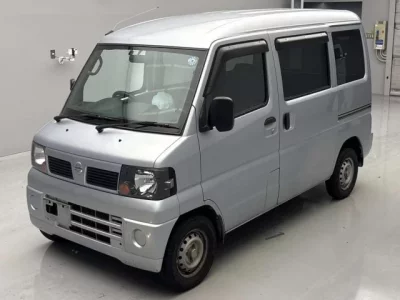 Nissan CLIPPER VAN