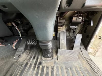 Nissan TRUCK