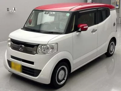 Honda N BOX SLASH