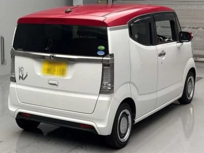 Honda N BOX SLASH