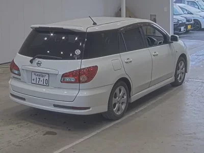 Nissan WINGROAD