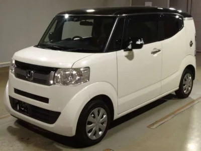 Honda N BOX SLASH