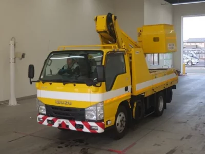 Isuzu ELF