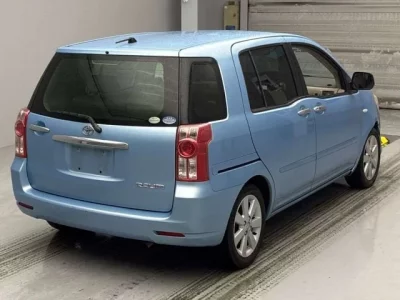 Toyota RAUM