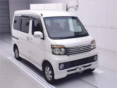 Daihatsu Atrai Wagon