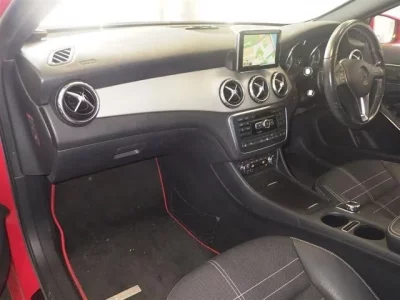 Mercedes-Benz GLA CLASS